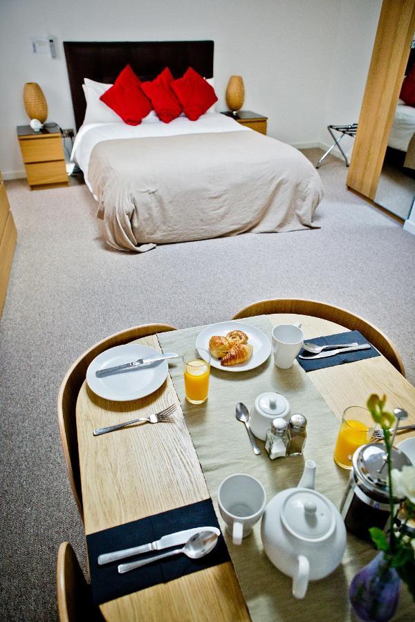 Отель The Cedars Bathford Номер фото